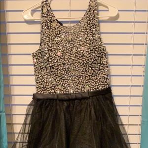 Knee length high low dress!